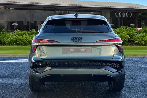  Audi Q3 1.5 TFSI Edition 1 Sportback S Tronic Euro 6 (s/s) 5dr Thumbnail #5