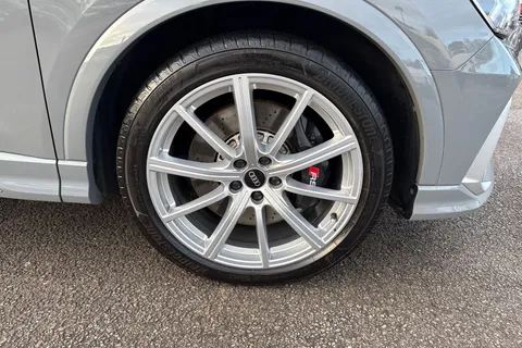 LL72RWZ Audi RS Q3 400 PS S tronic Thumbnail #10