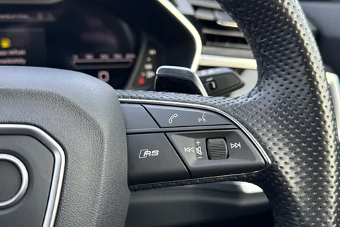 LL72RWZ Audi RS Q3 400 PS S tronic Thumbnail #25
