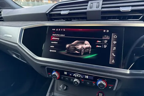 LL72RWZ Audi RS Q3 400 PS S tronic Thumbnail #43