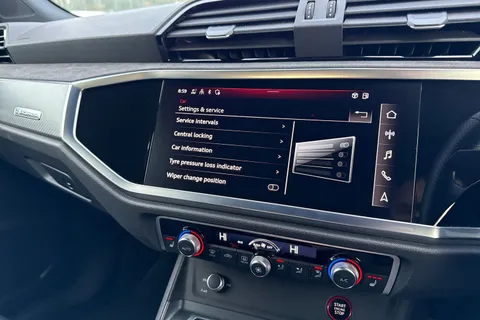 LL72RWZ Audi RS Q3 400 PS S tronic Thumbnail #46