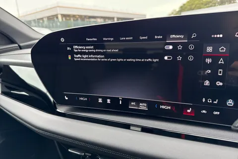 DE75BXF Audi Q6 E-Tron Q6 SUV S line e-tron performance  225,00 kW Thumbnail #48