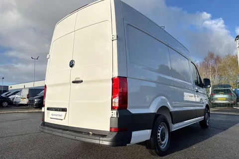 29 of 58 for Volkswagen Crafter CR35 Commerce MWB 140 PS FWD - Business Pack