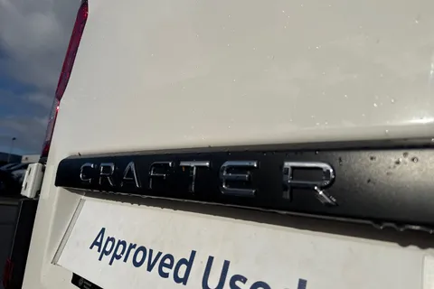 30 of 58 for Volkswagen Crafter CR35 Commerce MWB 140 PS FWD - Business Pack