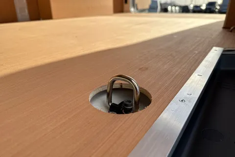 31 of 58 for Volkswagen Crafter CR35 Commerce MWB 140 PS FWD - Business Pack