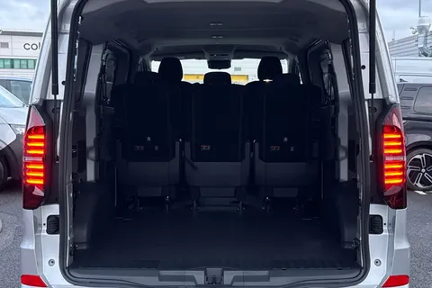 BL75EXC Volkswagen Transporter 2.0 TDI 170PS Commerce Pro Kombi Van Auto Thumbnail #6