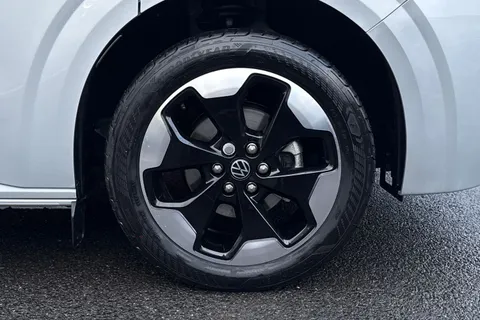 BL75EXC Volkswagen Transporter 2.0 TDI 170PS Commerce Pro Kombi Van Auto Thumbnail #9