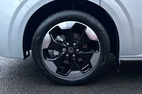 BL75EXC Volkswagen Transporter 2.0 TDI 170PS Commerce Pro Kombi Van Auto Thumbnail #12