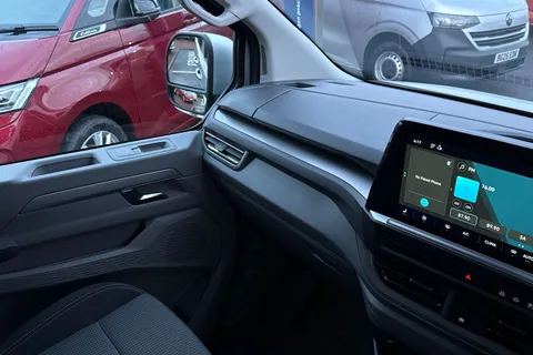 BL75EXC Volkswagen Transporter 2.0 TDI 170PS Commerce Pro Kombi Van Auto Thumbnail #19