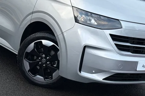 BL75EXC Volkswagen Transporter 2.0 TDI 170PS Commerce Pro Kombi Van Auto Thumbnail #28