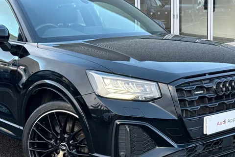 KN22YAK Audi Q2 Black Edition 35 TDI quattro 150 PS S tronic Thumbnail #10