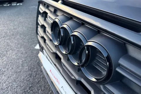 KN22YAK Audi Q2 Black Edition 35 TDI quattro 150 PS S tronic Thumbnail #26