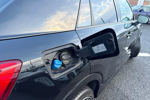 KN22YAK Audi Q2 Black Edition 35 TDI quattro 150 PS S tronic Thumbnail #31