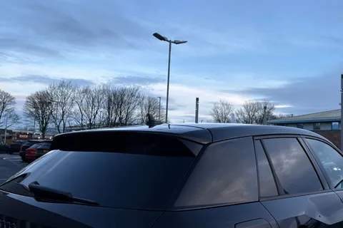 KN22YAK Audi Q2 Black Edition 35 TDI quattro 150 PS S tronic Thumbnail #32