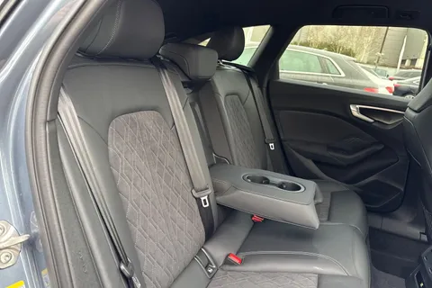 KU75ZVM Audi A5 Avant Edition 1 TFSI  204 PS S tronic Thumbnail #41