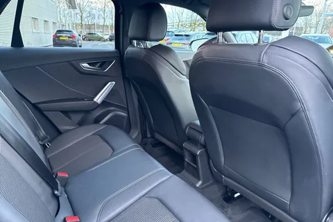 KN22YAK Audi Q2 Black Edition 35 TDI quattro 150 PS S tronic Thumbnail #42