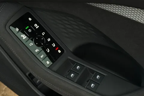 KU75ZVM Audi A5 Avant Edition 1 TFSI  204 PS S tronic Thumbnail #42