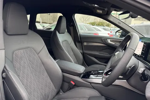 KU75ZVM Audi A5 Avant Edition 1 TFSI  204 PS S tronic Thumbnail #44