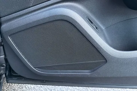 KN22YAK Audi Q2 Black Edition 35 TDI quattro 150 PS S tronic Thumbnail #51