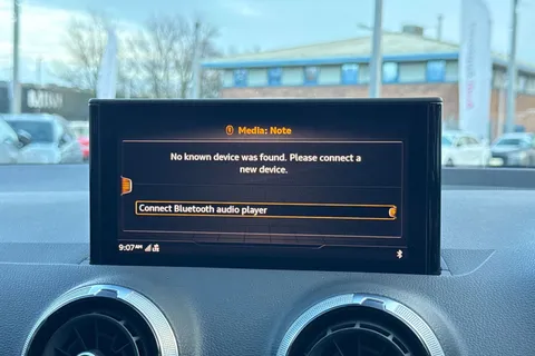 KN22YAK Audi Q2 Black Edition 35 TDI quattro 150 PS S tronic Thumbnail #58