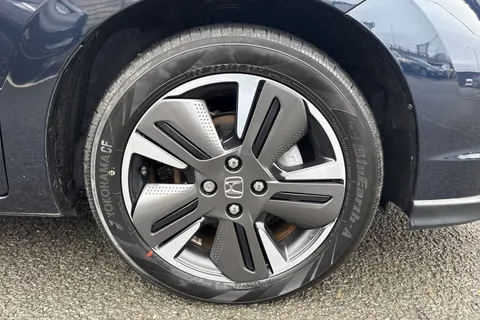 RX75UMT Honda Jazz 1.5 i-MMD Hybrid Advance 5dr eCVT Thumbnail #12