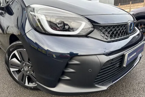 RX75UMT Honda Jazz 1.5 i-MMD Hybrid Advance 5dr eCVT Thumbnail #32