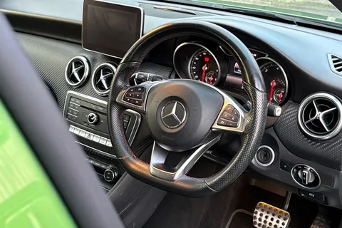 AA16BYE Mercedes-Benz A Class 2.1 A220d AMG Line (Premium) 7G-DCT 4MATIC Euro 6 (s/s) 5dr Thumbnail #30