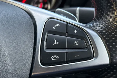 AA16BYE Mercedes-Benz A Class 2.1 A220d AMG Line (Premium) 7G-DCT 4MATIC Euro 6 (s/s) 5dr Thumbnail #37