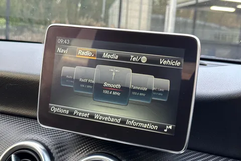 AA16BYE Mercedes-Benz A Class 2.1 A220d AMG Line (Premium) 7G-DCT 4MATIC Euro 6 (s/s) 5dr Thumbnail #46