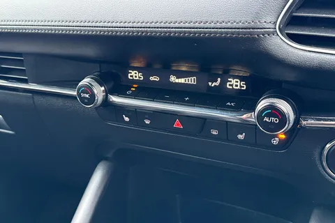 DE23VWP Mazda Mazda3 2.0 e-Skyactiv G MHEV GT Sport 5dr Thumbnail #45