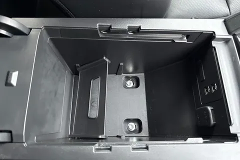 DE23VWP Mazda Mazda3 2.0 e-Skyactiv G MHEV GT Sport 5dr Thumbnail #47