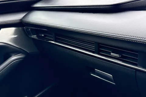 DE23VWP Mazda Mazda3 2.0 e-Skyactiv G MHEV GT Sport 5dr Thumbnail #48