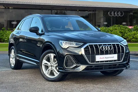 MT25YHX Audi Q3 S line 35 TFSI  150 PS S tronic Thumbnail #1
