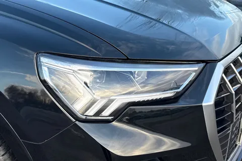 MT25YHX Audi Q3 S line 35 TFSI  150 PS S tronic Thumbnail #8