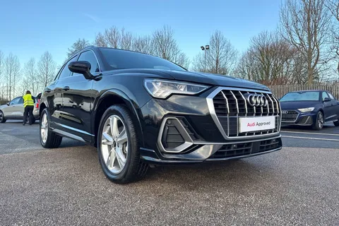 MT25YHX Audi Q3 S line 35 TFSI  150 PS S tronic Thumbnail #27