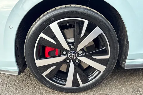  Volkswagen Golf 1.5 TSI eHybrid 19.7kWh GTE DSG Euro 6 (s/s) 5dr Thumbnail #11