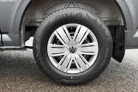 DC75AFX Volkswagen Crafter CR35 Commerce Plus MWB 140 PS Man FWD  - Digital Dash/Camera/Heated Windscr Thumbnail #11