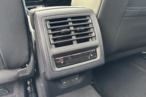  Volkswagen Golf 1.5 TSI eHybrid 19.7kWh GTE DSG Euro 6 (s/s) 5dr Thumbnail #37