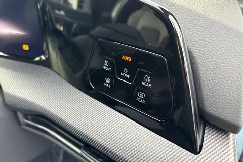  Volkswagen Golf 1.5 TSI eHybrid 19.7kWh GTE DSG Euro 6 (s/s) 5dr Thumbnail #39