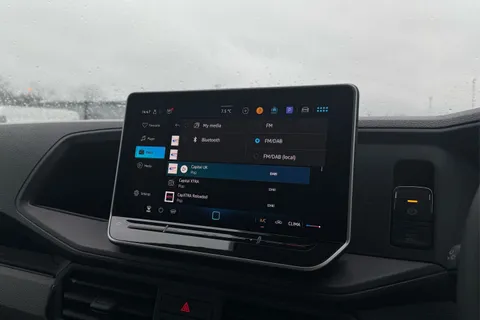 DC75AOR Volkswagen Crafter CR35 Commerce Plus MWB 140 PS Man FWD  - Digital Dash/Camera/Heated Windscr Thumbnail #50