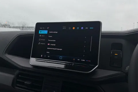 DC75AFX Volkswagen Crafter CR35 Commerce Plus MWB 140 PS Man FWD  - Digital Dash/Camera/Heated Windscr Thumbnail #56