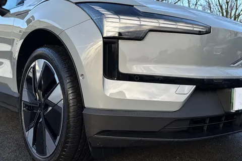 AK25VZP Volvo Ex30 Single Motor Extended Range 69kWh Ultra Auto 5dr Thumbnail #8