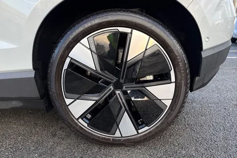 AK25VZP Volvo Ex30 Single Motor Extended Range 69kWh Ultra Auto 5dr Thumbnail #9