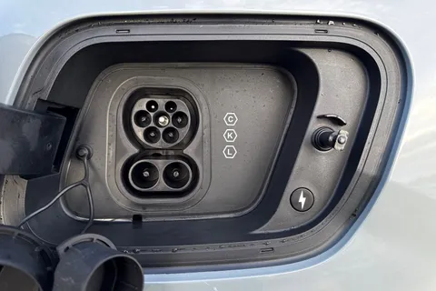 AK25VZP Volvo Ex30 Single Motor Extended Range 69kWh Ultra Auto 5dr Thumbnail #30