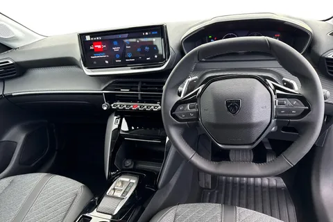  PEUGEOT 208 1.2 HYBRID Allure e-DSC6 Euro 6 (s/s) 5dr Thumbnail #17