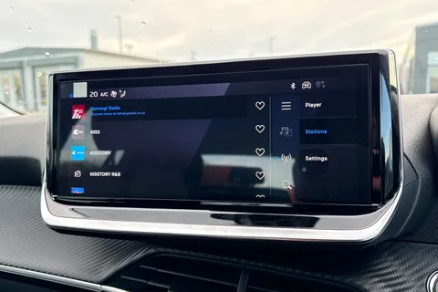  PEUGEOT 208 1.2 HYBRID Allure e-DSC6 Euro 6 (s/s) 5dr Thumbnail #45