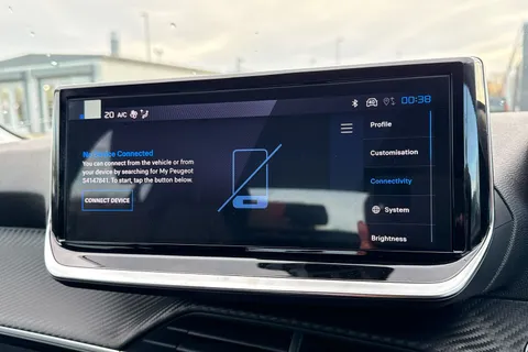  PEUGEOT 208 1.2 HYBRID Allure e-DSC6 Euro 6 (s/s) 5dr Thumbnail #46