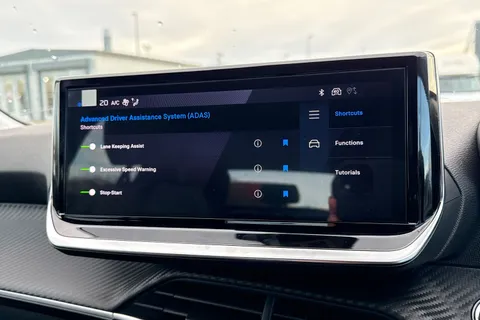  PEUGEOT 208 1.2 HYBRID Allure e-DSC6 Euro 6 (s/s) 5dr Thumbnail #48