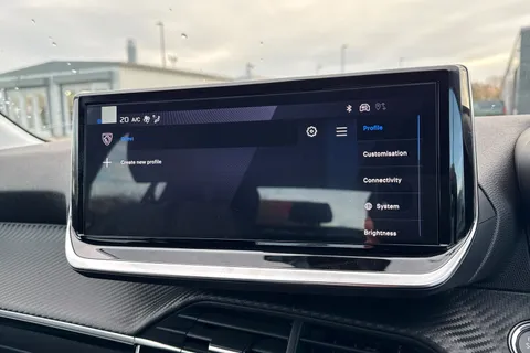  PEUGEOT 208 1.2 HYBRID Allure e-DSC6 Euro 6 (s/s) 5dr Thumbnail #49