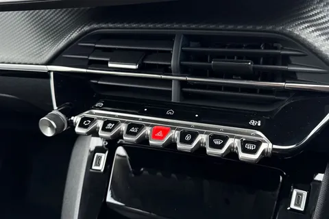  PEUGEOT 208 1.2 HYBRID Allure e-DSC6 Euro 6 (s/s) 5dr Thumbnail #53